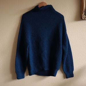 Artizia Wilfred 100% wool sweater